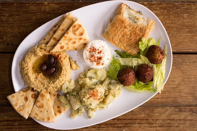 Cafe Fili Satisfies Cravings for Mediterranean and Lebanese Fare